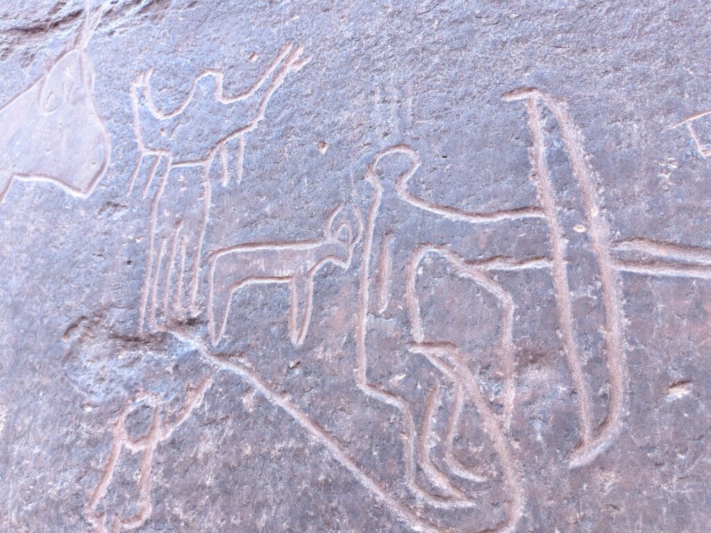 Gravures rupestres Tiout