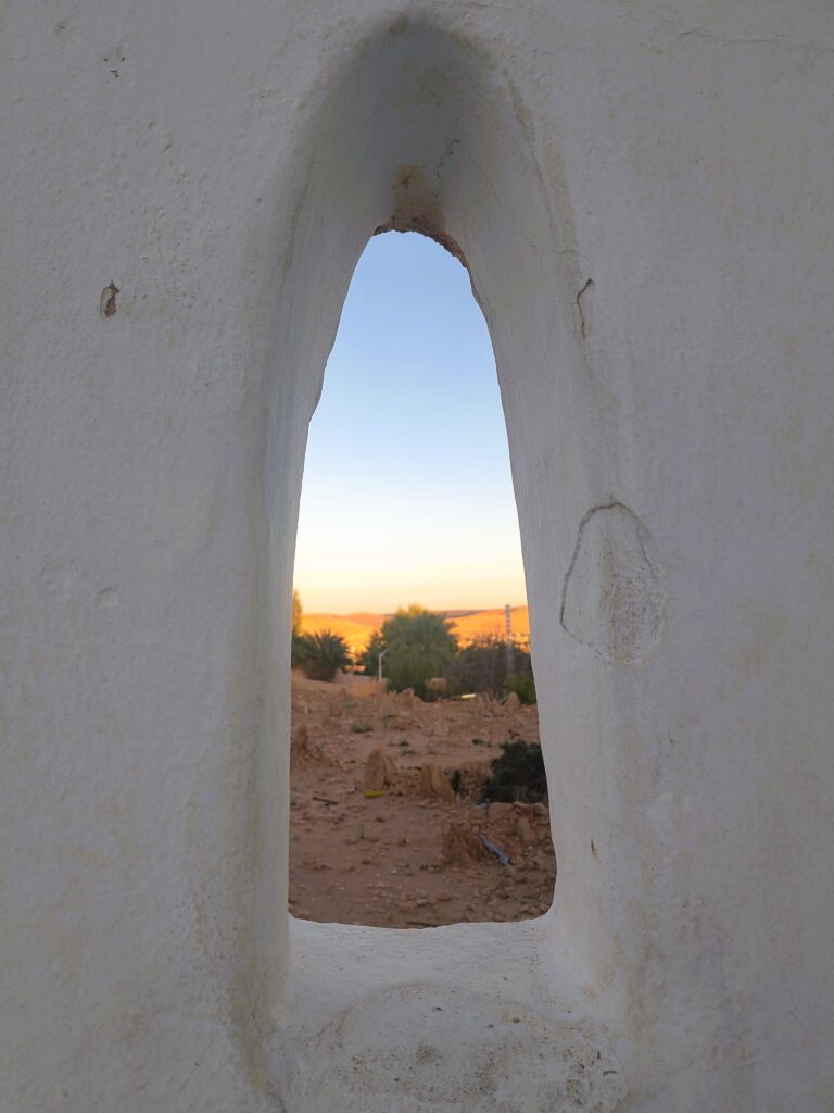 Visiter Ghardaia fenêtre
